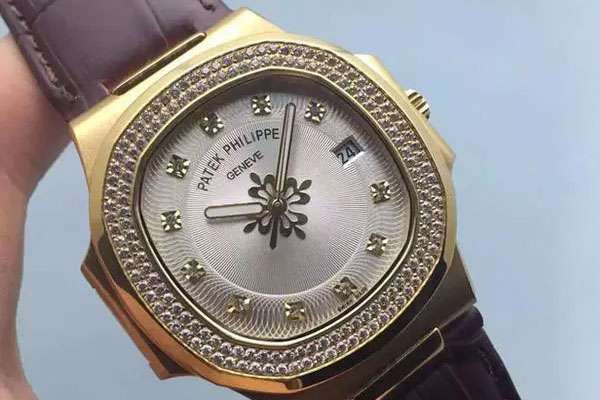 百达翡丽金属表链清洗注意事项（百达翡丽金属表链清洗）